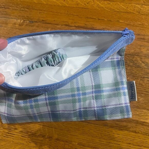 Norwex Headband, Scrunchie and Zipper Storage Bag Set of 3 NWT - Picture 8 of 9